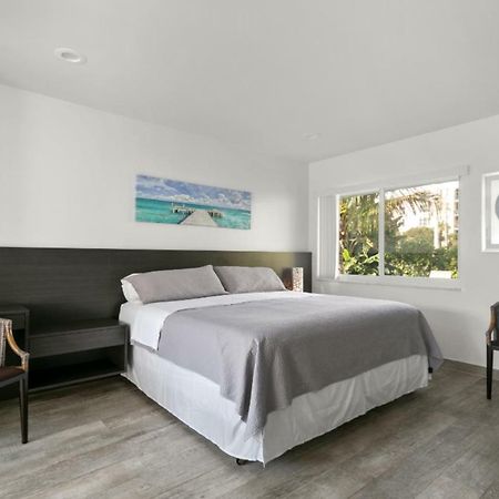 Elizabeth House Inn ديرفيلد بيتش المظهر الخارجي الصورة