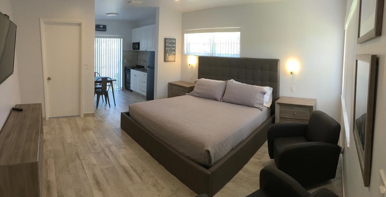 Elizabeth House Inn ديرفيلد بيتش المظهر الخارجي الصورة